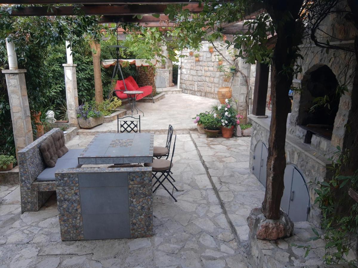 Sea-Side Old Stone Villa With A Private Garden Будва Экстерьер фото